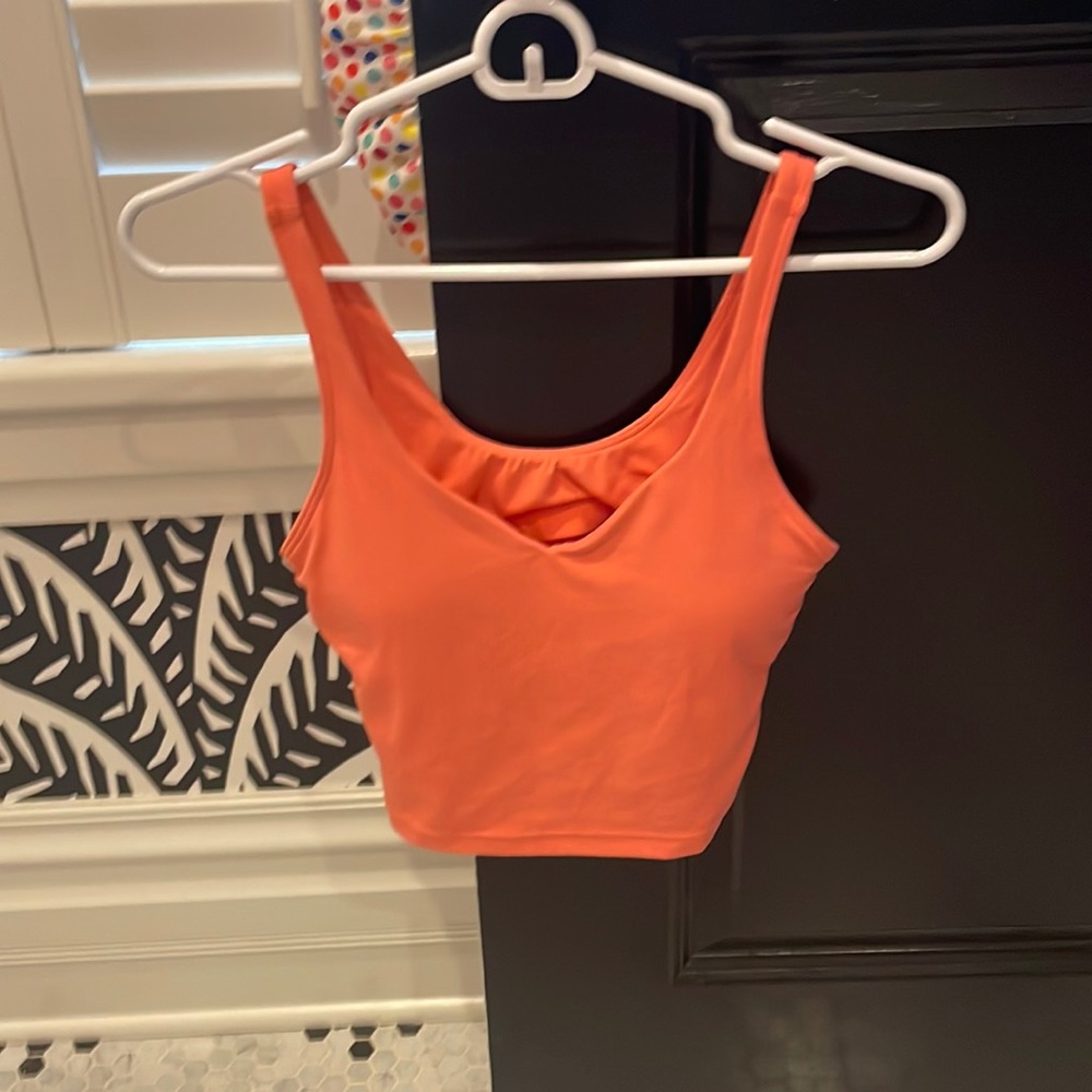 size 4 rasberry cream lulu align tank